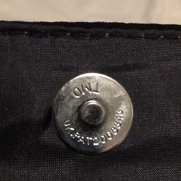 Fifth Sunday Exclusive Vintage Black Velvet Clutch white stripe & silver stripe - Picture 6 of 8